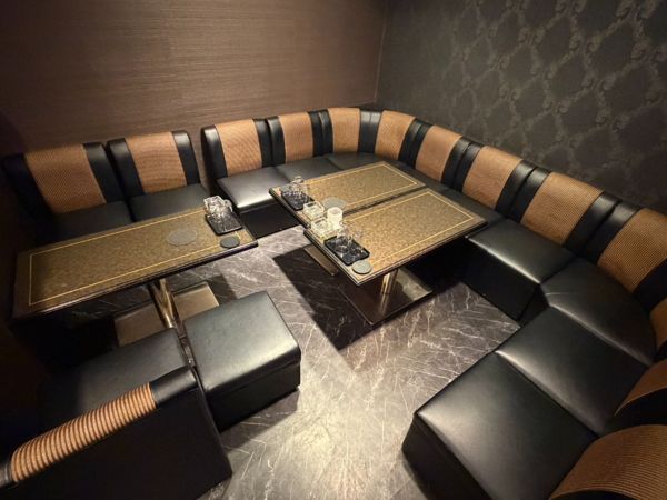 Lounge yula（ラウンジゆら）（東三国・新大阪）のボックス席（奥）