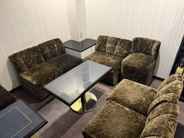 Lounge Noa（ノア）（豊中・曽根）のボックス席の全景